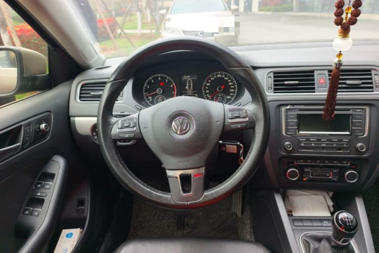 Used Volkswagen Sagitar 2014 Revised Version 1.4TSI Manual Luxury Edition
