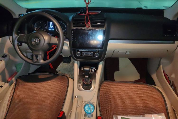 Used Volkswagen Sagitar 2011 1.4 TSI Automatic Luxury Edition
