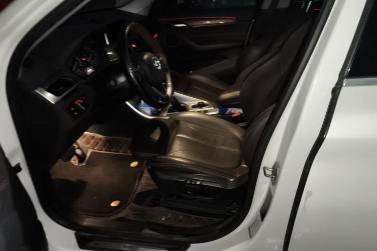 Used BMW X1 2018 sDrive18Li Luxury Model
