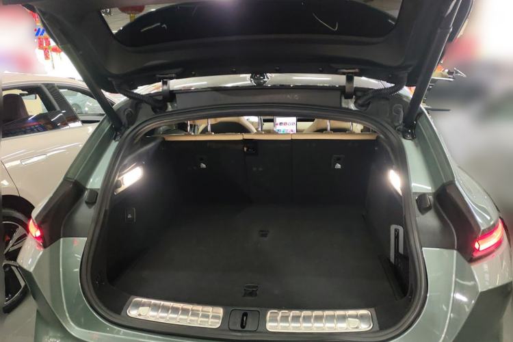 Used Nio ET5T 2023 75 kWh Touring