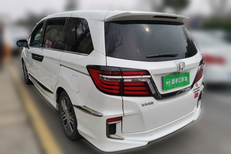 Used Honda Elysion 2019 2.0L Hybrid Luxury Edition
