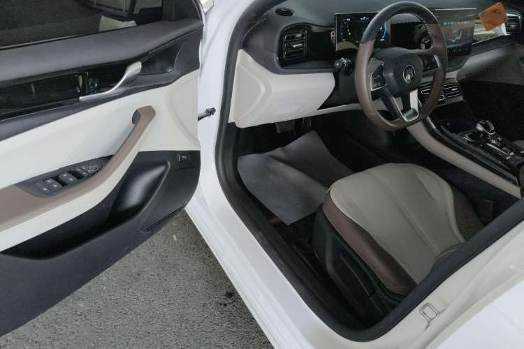 Used BYD Qin PLUS 2024 HONOR Edition DM-i 55KM Leading Model