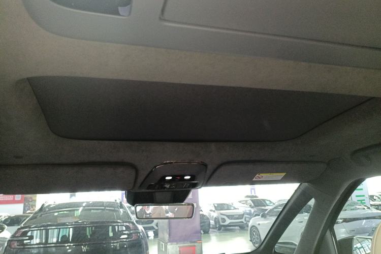 Used Zeekr 009 2024 Six-Seat Executive Version 4WD 108 kWh Headliner