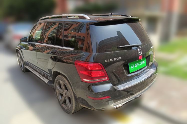 Used Mercedes-Benz GLK-Class 2013 GLK 300 4MATIC Dynamic Sunroof Model
