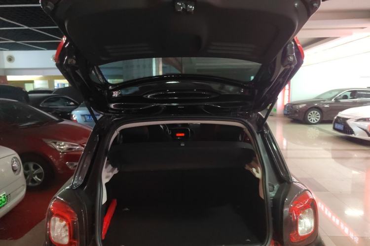 Used smart forfour 2018 1.0L 52kW Passion Edition
