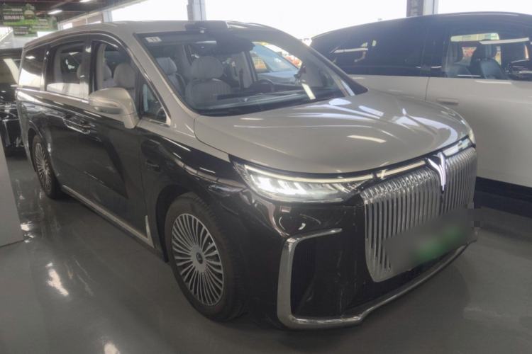 Used VOYAH Dream 2025 PHEV Four-Wheel-Drive Flagship Version – Qiankun Edition Front Right 45 Deg