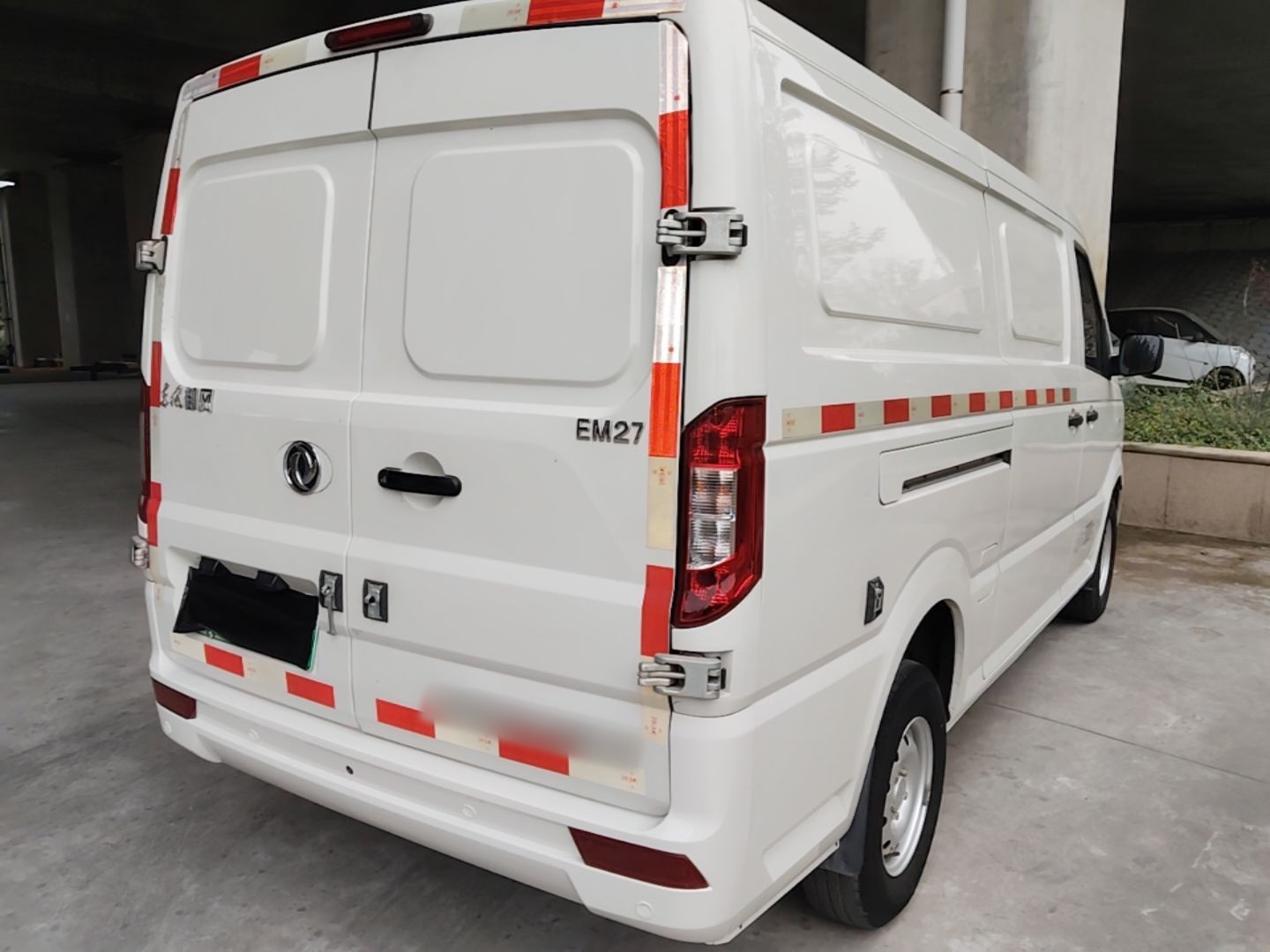 Dongfeng Yufeng EM27 2024 EM27 Henan Lithium Power 41.472 kWh — снимка 6