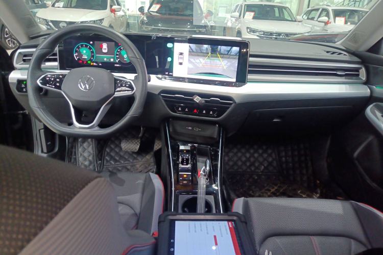 Used Volkswagen Lamando 2024 Lavida L 280TSI DSG Cool & Spicy Edition