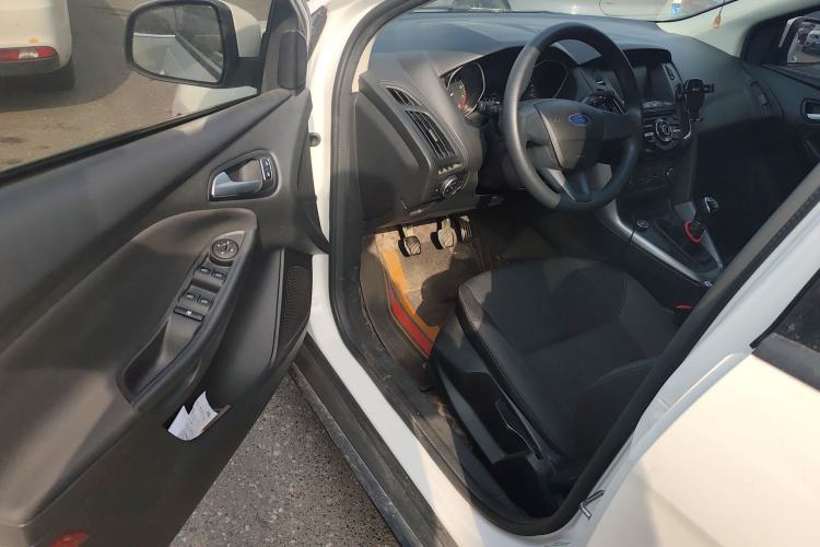 Used Ford Focus 2017 Hatchback 1.6L Manual Comfort Plus SmartDrive Edition