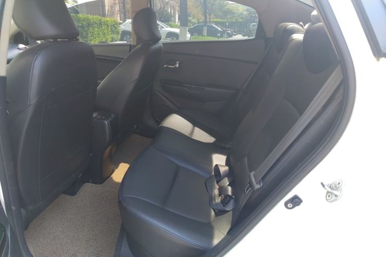 Used Kia K2 2011 Sedan 1.6L Automatic Transmission Premium Left Rear Seat