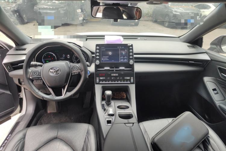 Used Toyota Avalon 2019 Dual-Engine 2.5L XLE Prestige Version China VI Standard
