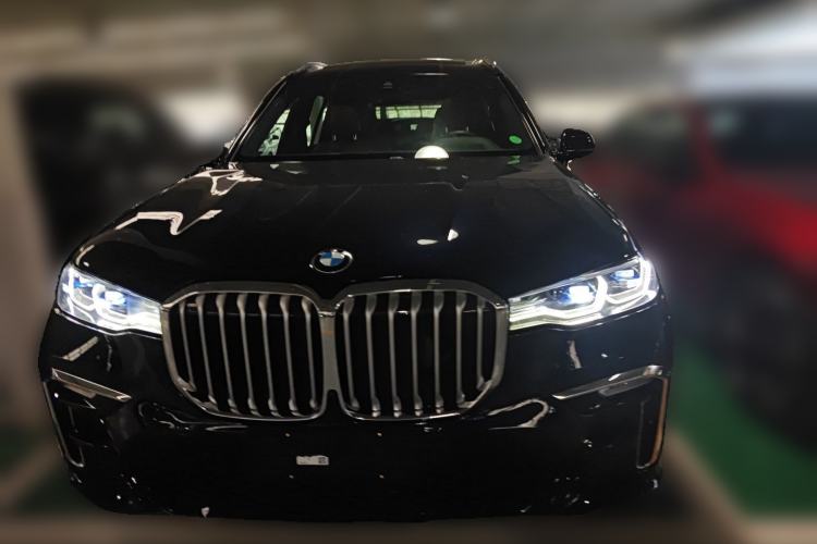 Used BMW X7 2021 xDrive40i Luxury M Sport Package Front