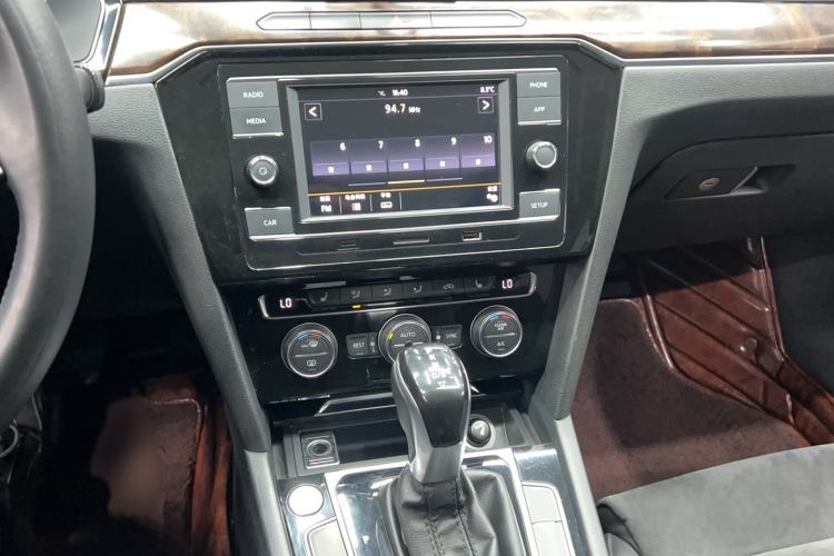 Used Volkswagen Magotan 2018 330TSI DSG Luxury Model