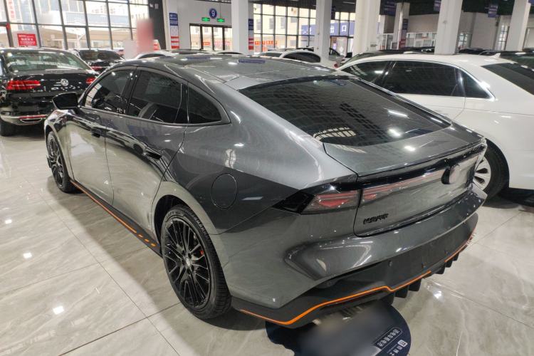 Used CHANGAN UNI-V 2025 Model Third-Generation 2.0T Dynamic Edition Rear Left 45 Deg