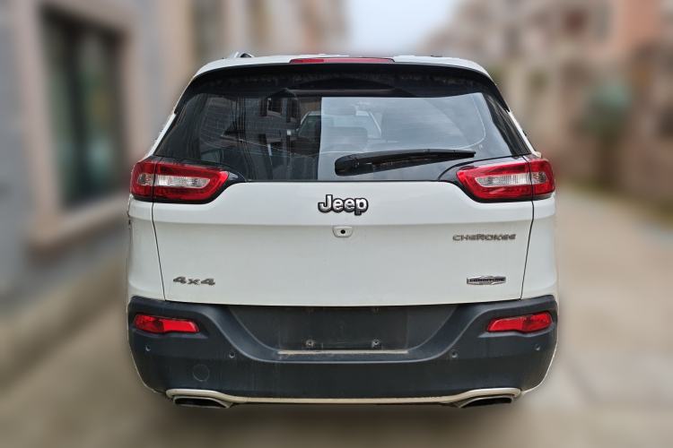 Used Jeep Cherokee 2016 2.4L Professional Smart Version