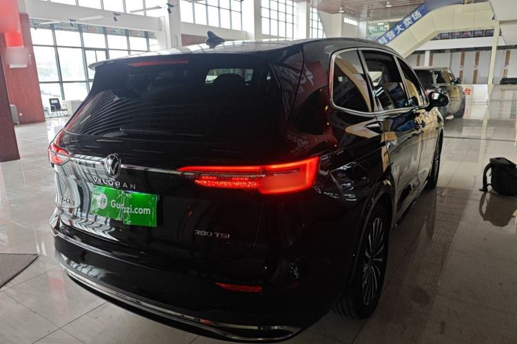 Used Volkswagen Viloran 2023 380TSI Prestige Edition Rear Right 45 Deg