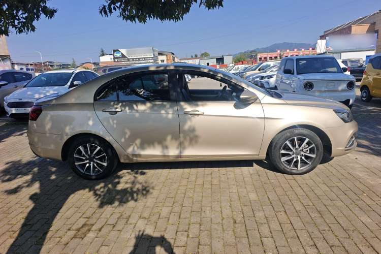 Used Geely Auto Emgrand 2019 Leading Edition 1.5L CVT Upward-Connected Model China VI Standard