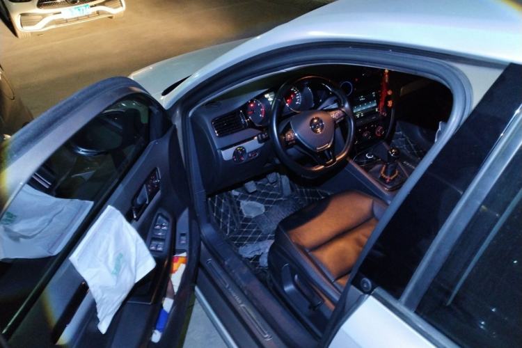 Used Volkswagen Sagitar 2018 1.6L Manual Comfort Model