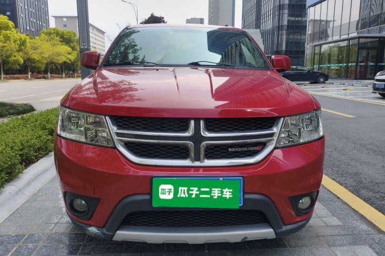 Used Dodge Journey 2013 2.4L Two-Wheel Drive Luxury Version