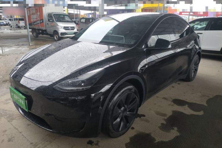Used Tesla Model Y 2023 Rear-Wheel-Drive Version
