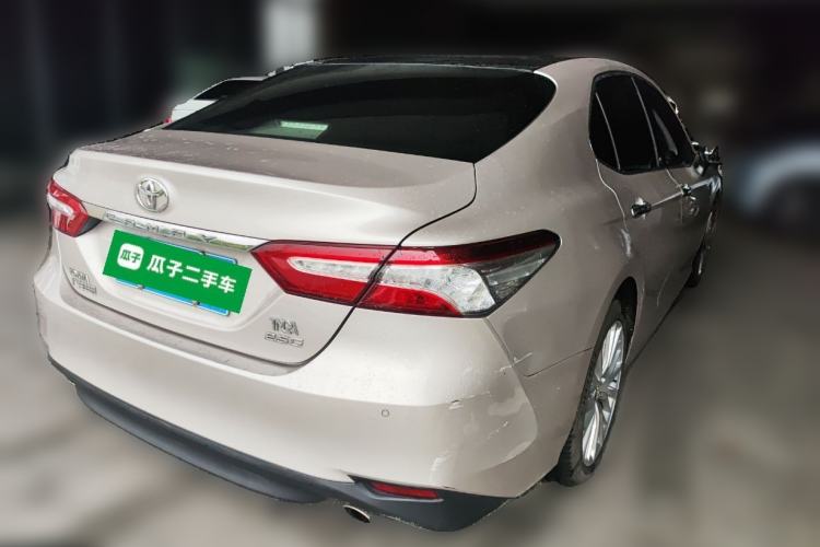 Used Toyota Camry 2018 2.5G Luxury Edition Rear Right 45 Deg