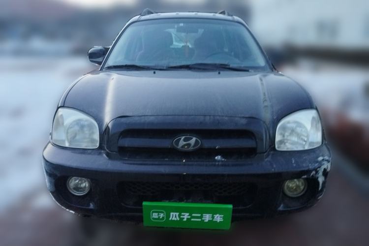 Used Huatai Santa Fe Classic 2012 2.0L Gasoline Manual Two-Wheel Drive with Sunroof
