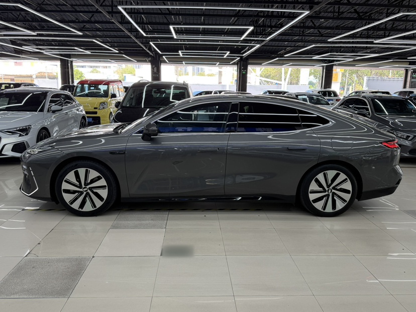 Geely Galaxy E8 2024 665 km Range Rear-Drive Starship Long-Range Version — снимка 12