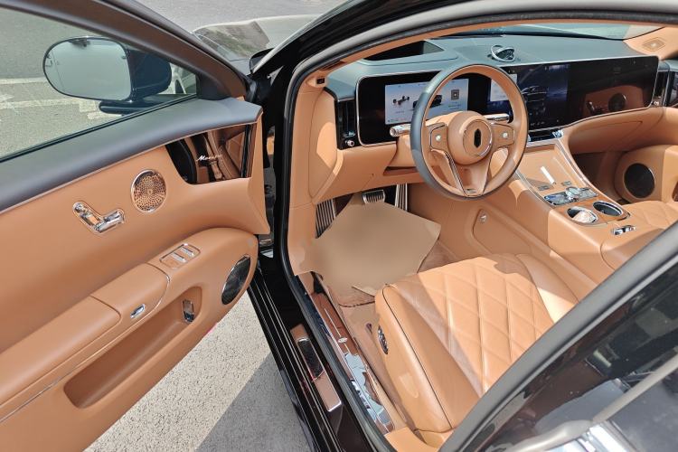 Used Hima S800 2025 Model, Range-Extended Starlight Premium Edition, 5 Seats