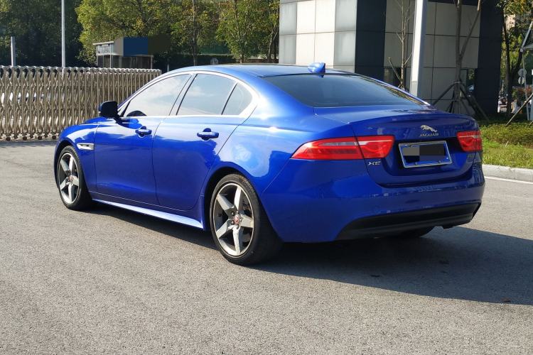 Used Jaguar XE 2017 2.0T 200 PS R-Sport