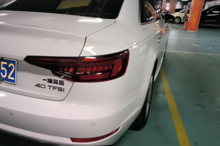 Used Audi A4L 2018 30th Anniversary Edition 40 TFSI Trendy Model Exterior 3