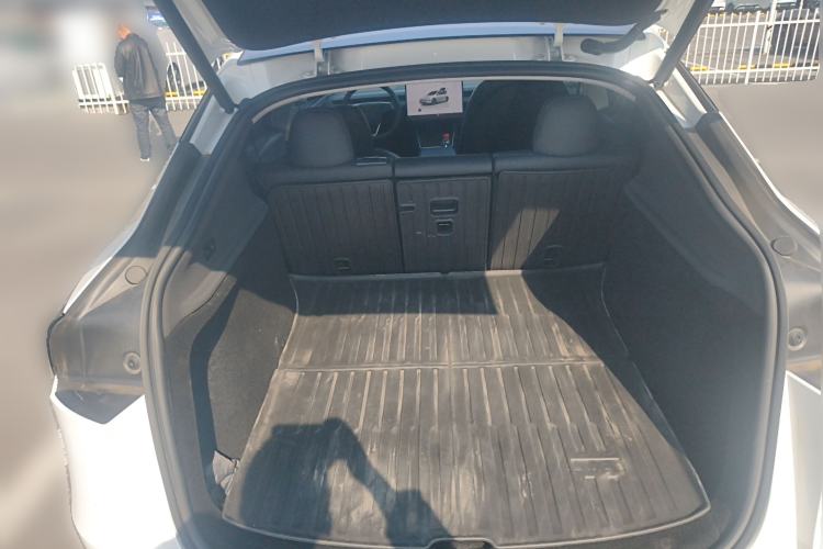 Used Tesla Model Y 2025 Long-Range All-Wheel Drive First Edition Trunk