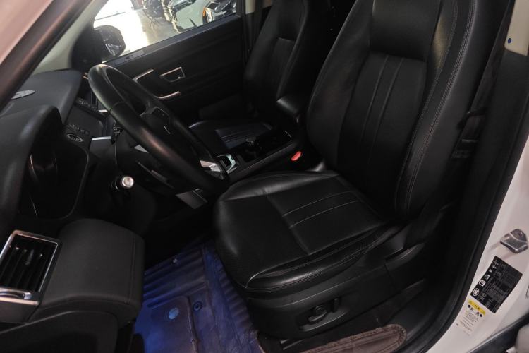 Used Land Rover Discovery Sport 2019 240 PS SE Version China VI Standard