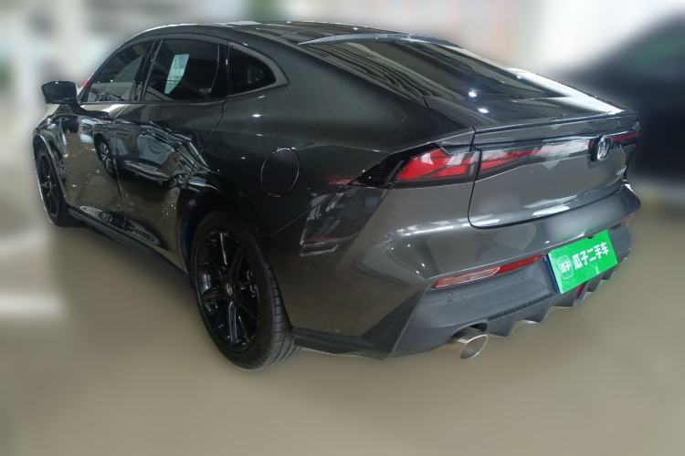 Used CHANGAN UNI-V 2023 1.5T Prestige Model