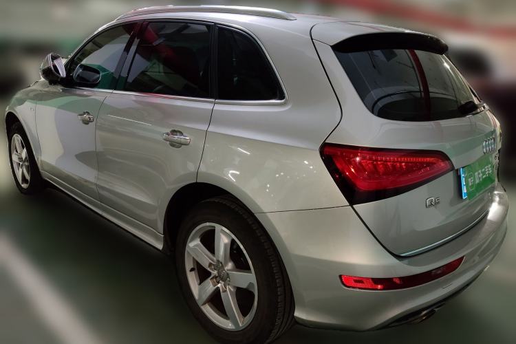 Used Audi Q5 2017 Plus 40 TFSI Ambition Model
