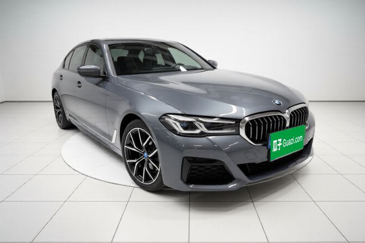 Used BMW 5 Series 2022 530i M Sport Package Exterior 2