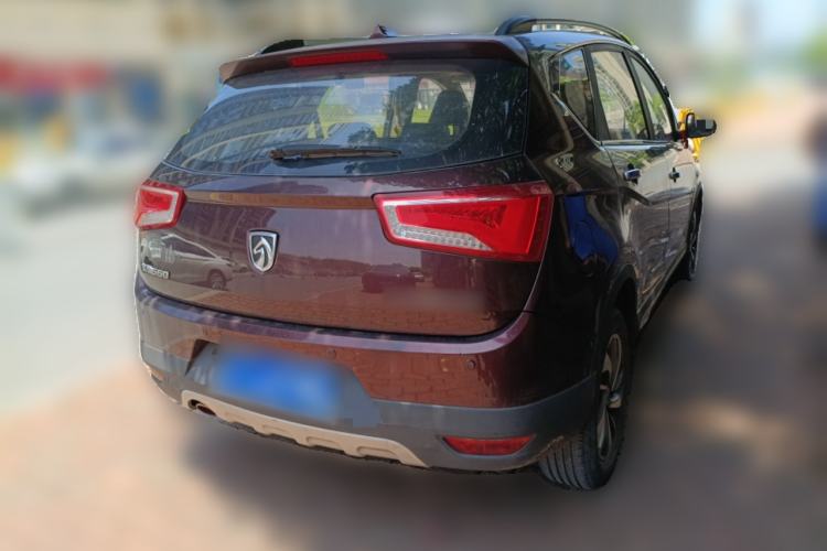 Used Baojun 560 2015 1.8L manual luxury version