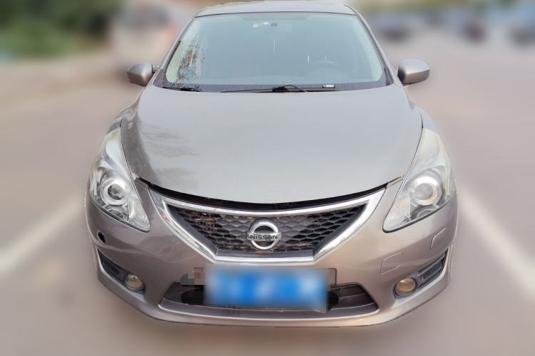 Used Nissan Tiida 2011 1.6T Manual ZhiKu Edition
