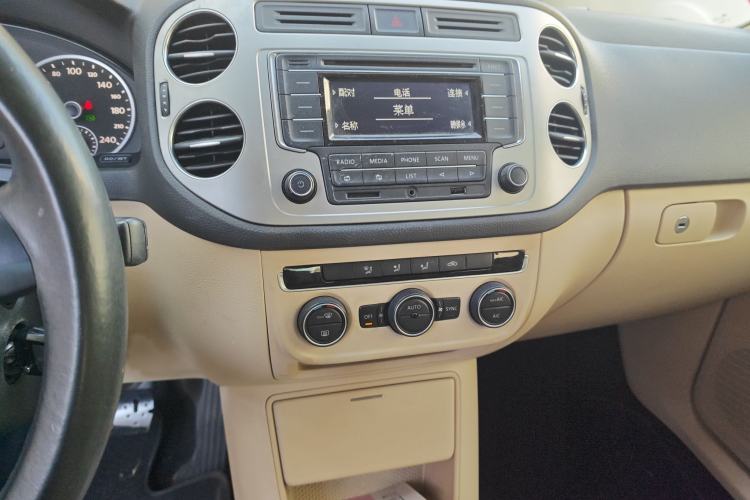 Used Volkswagen Tiguan L 2013 1.8 TSI Automatic Two-Wheel Drive Comfort Edition