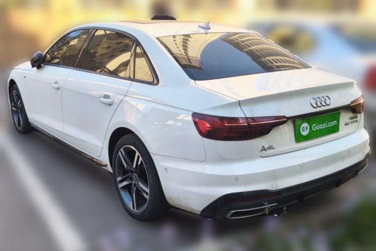 Used Audi A4L 2022 40 TFSI Luxury Dynamic Model