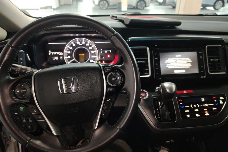 Used Honda Elysion 2016 2.4L Supreme Edition