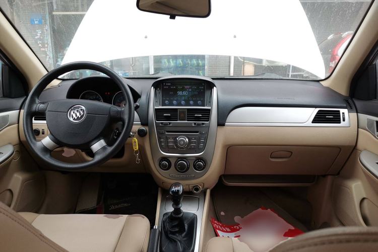 Used Buick Excelle 2013 1.5L Manual Classic Model
