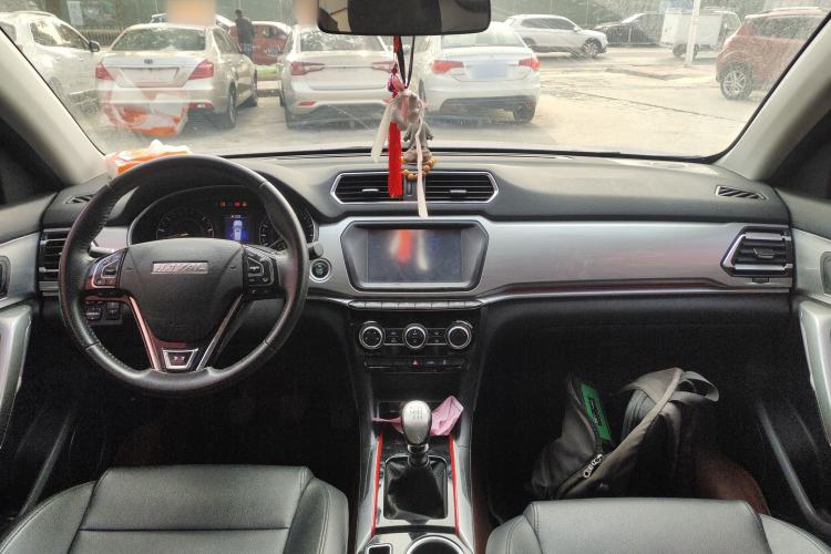 Used Haval H2 2017 Blue Label 1.5T Manual Two-Wheel Drive Luxury Model