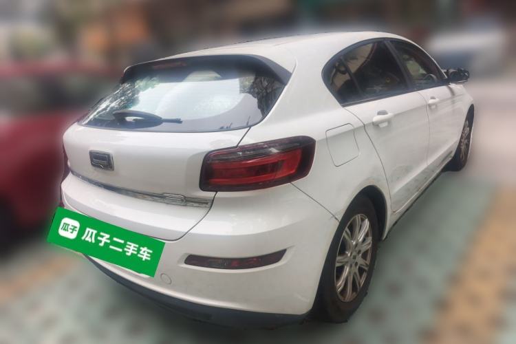 Used Qoros 3 2014 Hatchback 1.6L Automatic Zhiyue Model
