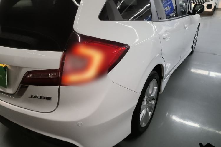 Used Honda Jade 2014 1.8L Automatic Comfort Elite Version 5 Seats Exterior 6