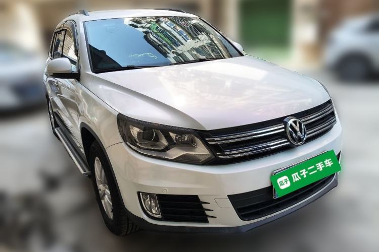 Used Volkswagen Tiguan L 2016 300TSI Manual Two-Wheel Drive Trend Edition