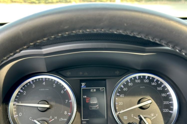 Used Toyota Highlander 2018 2.0T Four-Wheel Drive Prestige Version 7 Seats China VI Standard