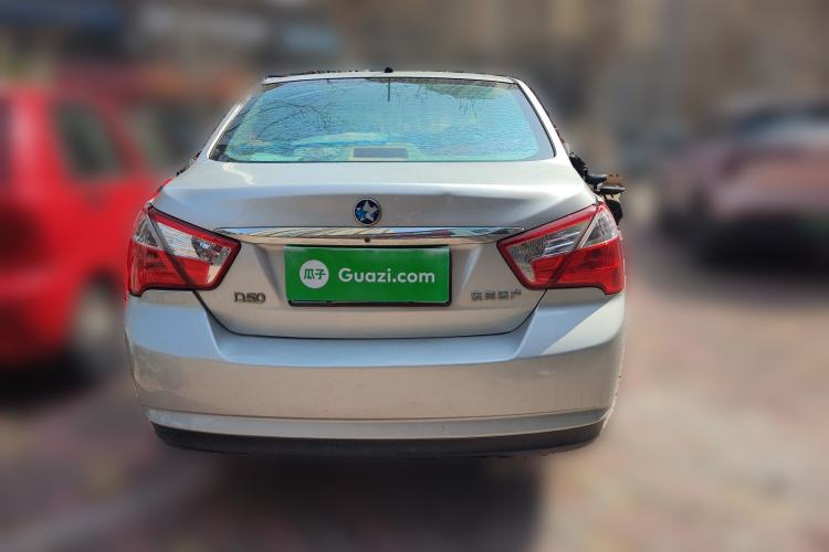 Used Venucia D50 2012 1.6L Manual Comfort Edition