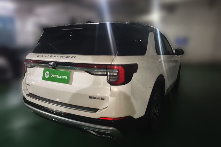 Used Ford Explorer 2024 2.3T EcoBoost Four-Wheel Drive Titanium Edition 7 Seats Rear Right 45 Deg