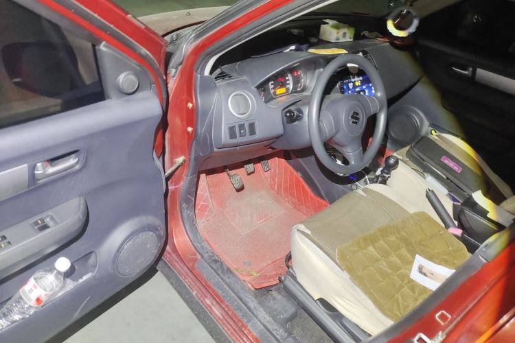 Used Suzuki Swift 2011 1.5L Manual Fashion Edition Driver Seat