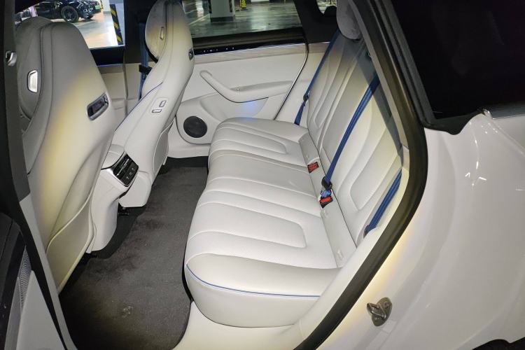 Used Hima Luxeed S7 2025 855 km Max